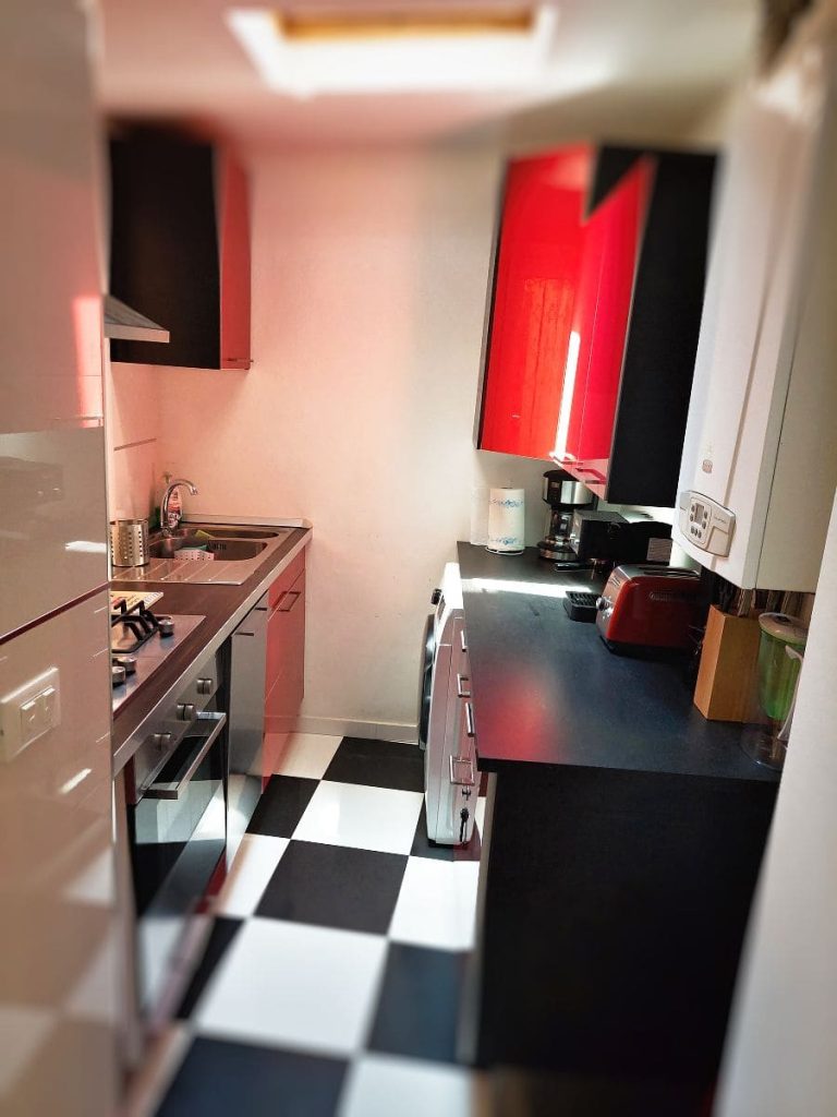 Accesso cucina Bed and Breakfast